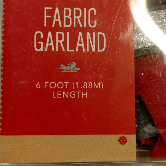 Macy's "FA LA LA LA" Holiday Lane 6' Fabric Christmas Garland NIB - Picture 5 of 5